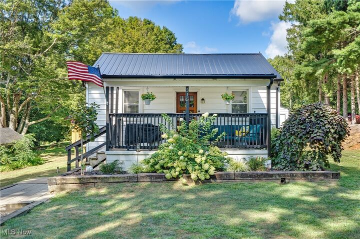 315 Walnut Street  Washingtonville OH 44490 photo
