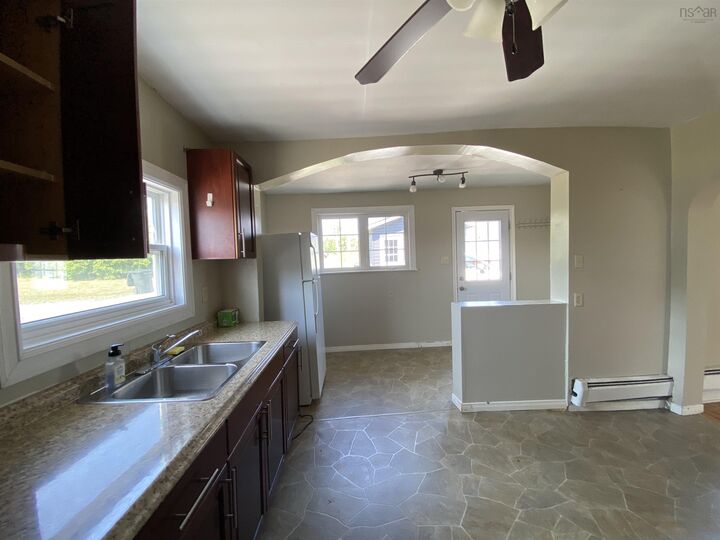 Property Photo:  155 Mansfield Street  NS B1A 3N6 