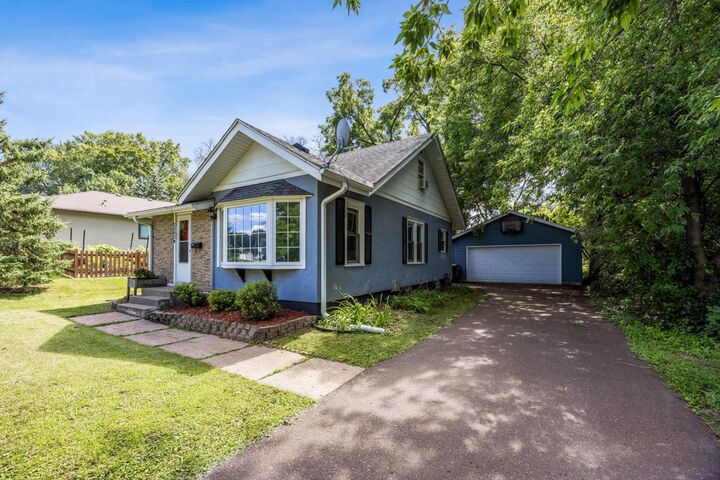 Property Photo: 2342 South Avenue E MN 55109