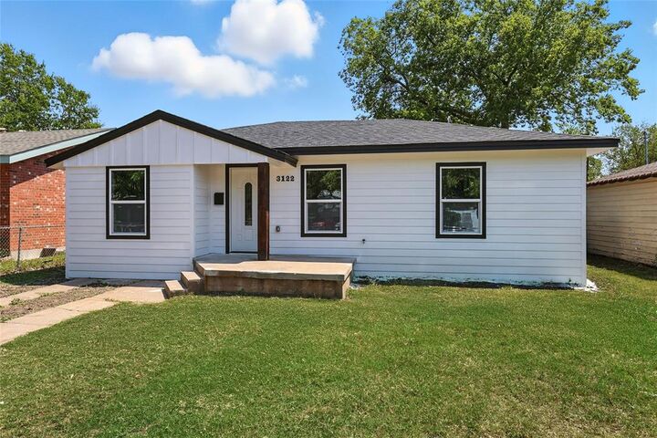 Property Photo: 3122 Seevers Avenue TX 75216