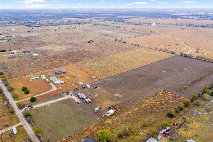 Property Photo:  4950 County Road 212  TX 76009 