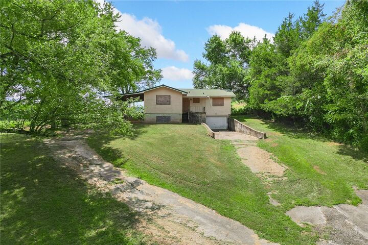 Property Photo: 1700 Silver Valley Road AR 72601
