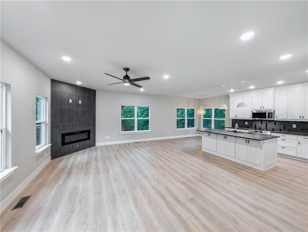 Property Photo: 6 Duart Lane AR 72715