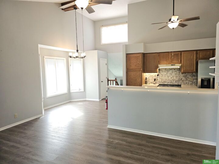 Property Photo: 19911 Robinhood Lane 116 NE 68048