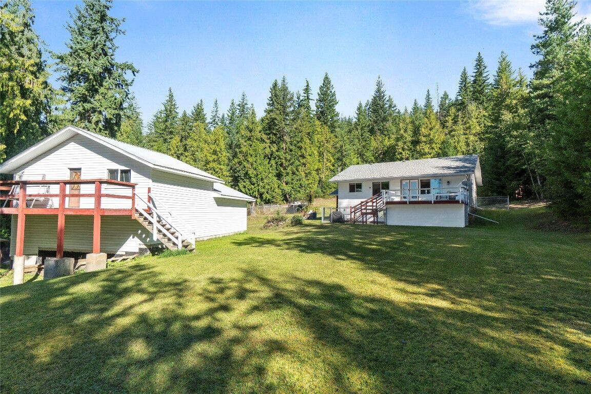 Property Photo:  6803 Magna Bay Drive  BC V0E 1M7 