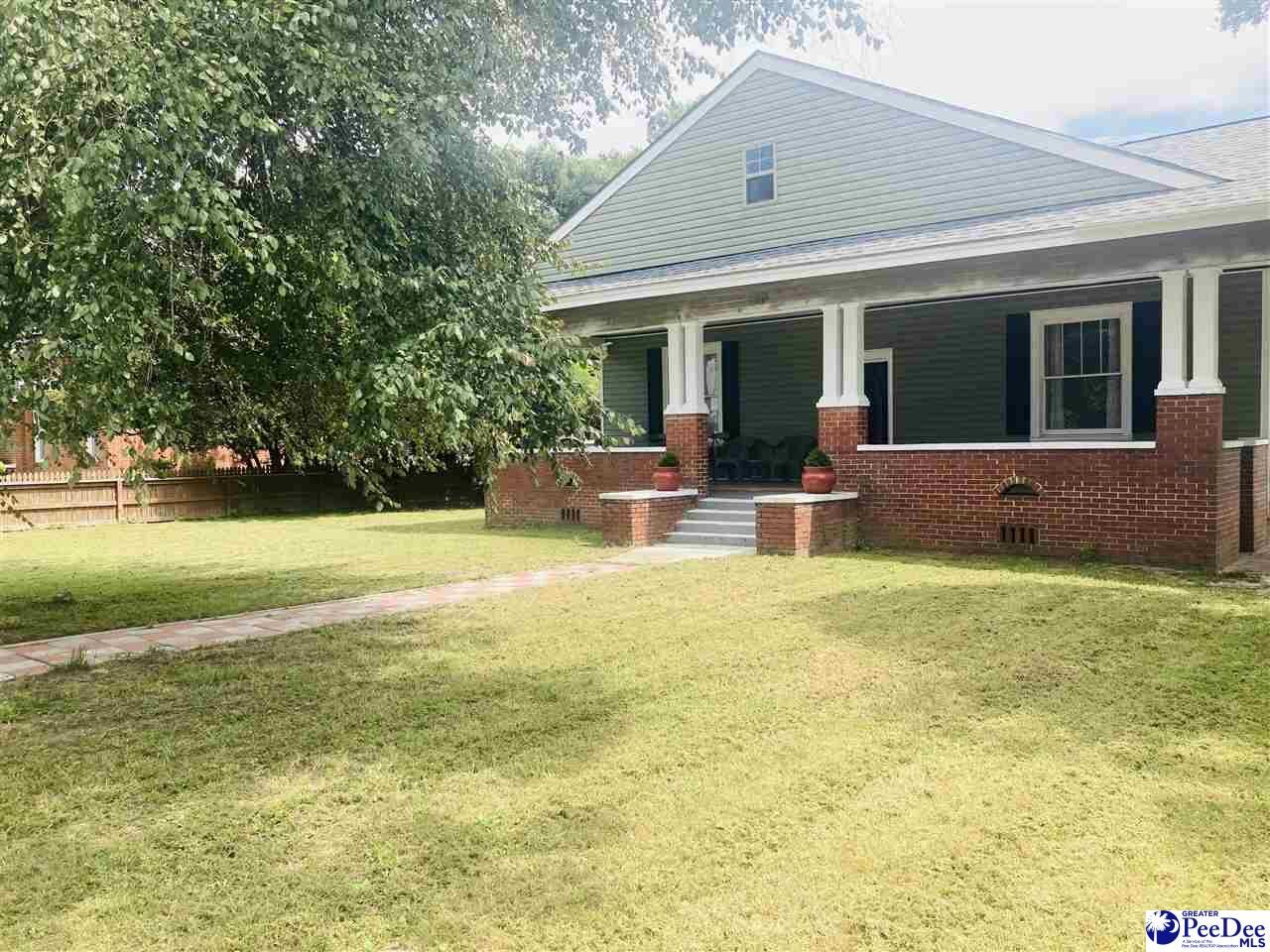 Property Photo: 120 W Market SC 29161