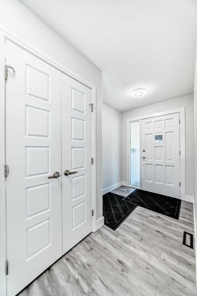 Photo de la propriété: 19 Templeridge Place NE AB T1Y 4E4