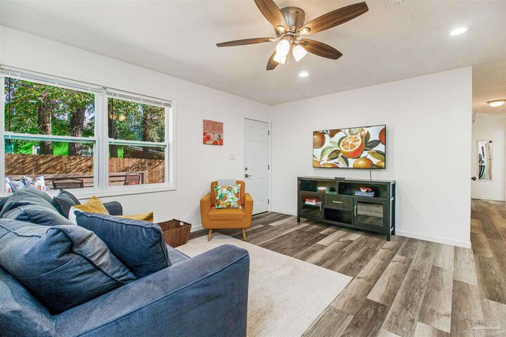 Property Photo:  100 Mango St  FL 32503 