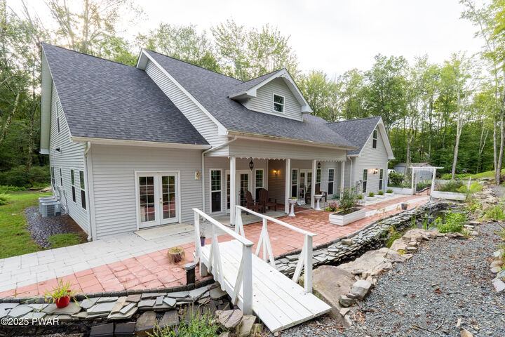 Property Photo:  126 Blue Heron Way  PA 18428 
