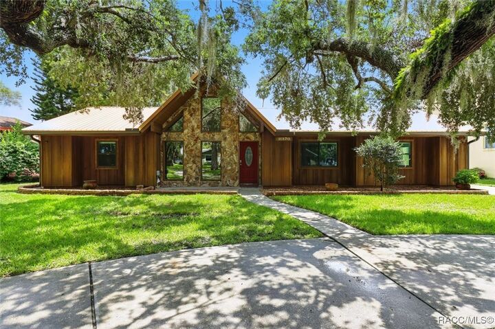Property Photo: 11870 W Riverhaven Drive FL 34448