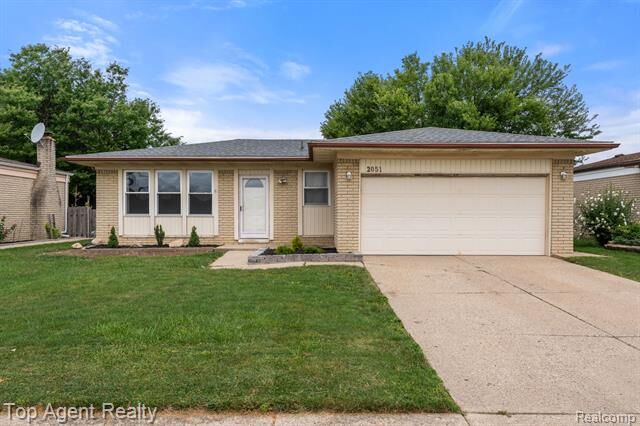 Property Photo: 2051 Newell Drive MI 48310