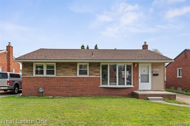 16070 Euclid Avenue  Allen Park MI 48101 photo