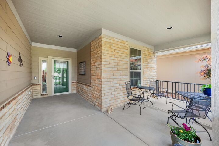 Property Photo: 3810 N Solano KS 67205