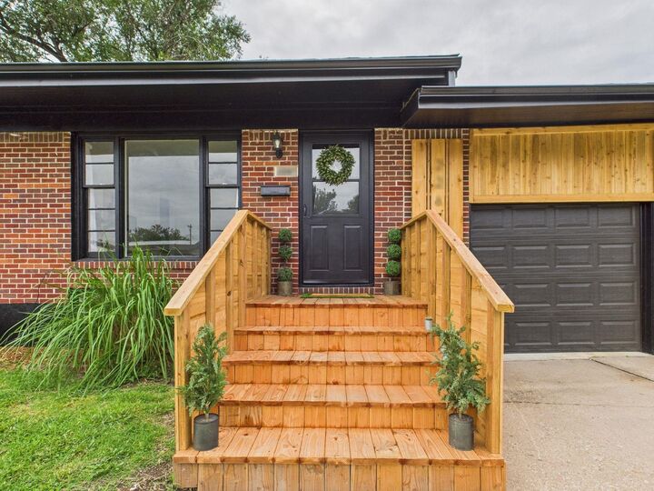 Property Photo: 2267 S Euclid Ave KS 67213