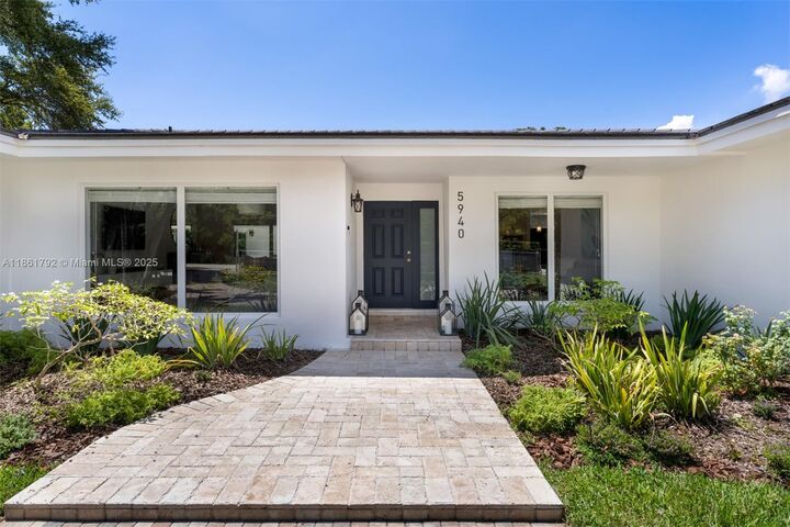 Property Photo: 5940 SW 120th St FL 33156