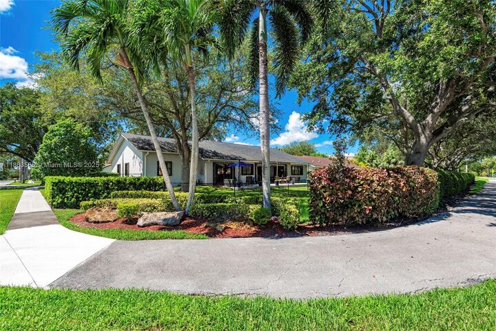 Property Photo: 20341 NW 8th St FL 33029