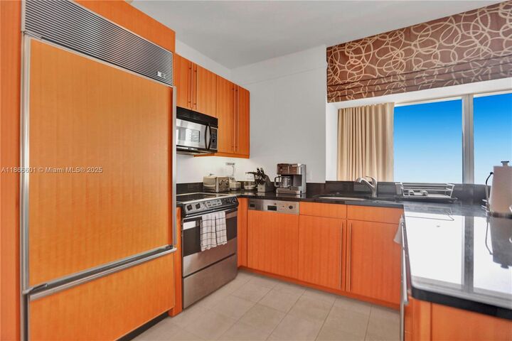 Property Photo: 1435 Brickell Ave 3212 FL 33131