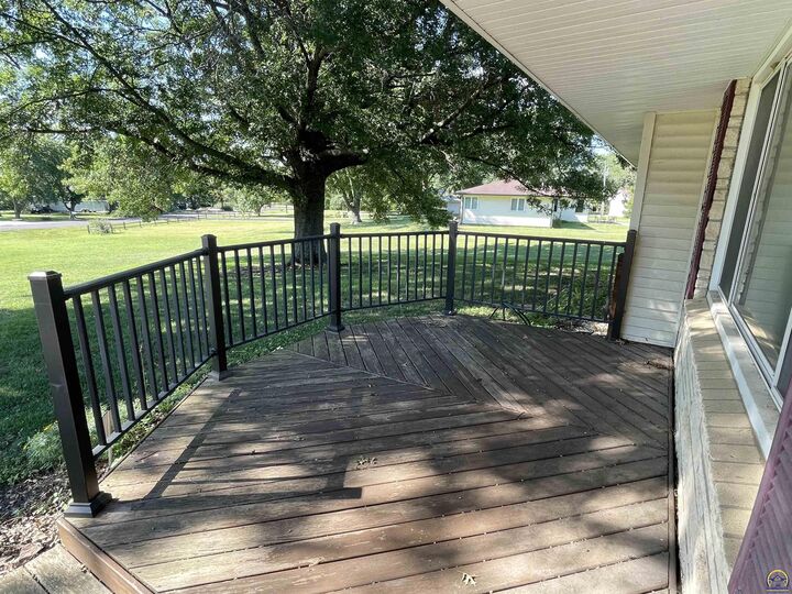 Property Photo: 5850 SW 58th St KS 66619