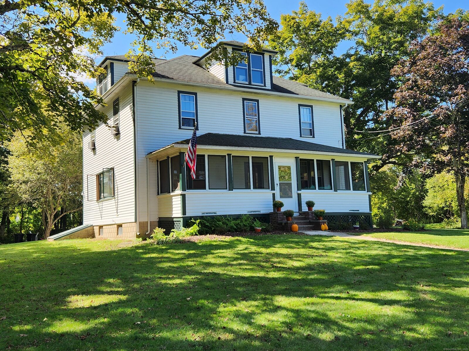 Property Photo:  4 Old Colchester Road  CT 06231 
