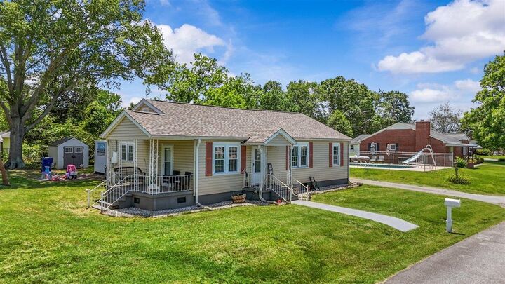 Property Photo: 28 Woodward Street SC 29388
