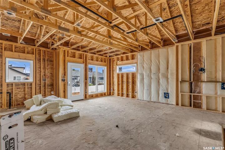 Property Photo:  608 Ballesteros Crescent  SK S0K 4S4 
