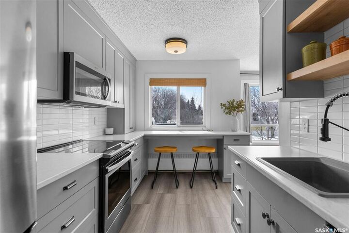 Property Photo: 605 Wilson Crescent 9 SK S7J 2M2