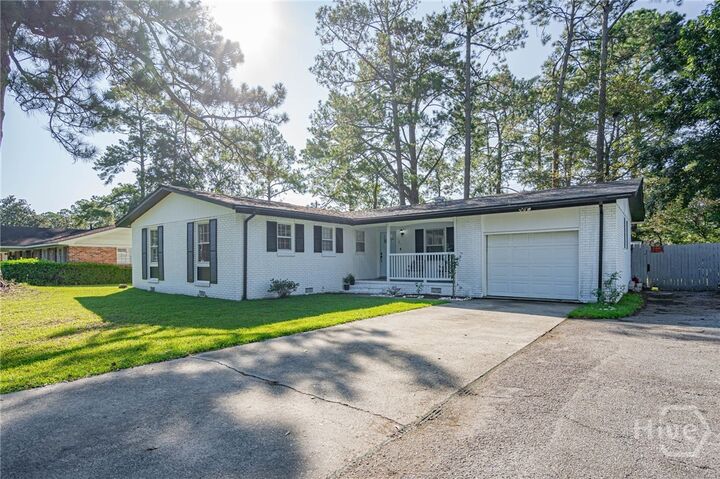 Property Photo:  121 Westwood Drive  GA 31326 