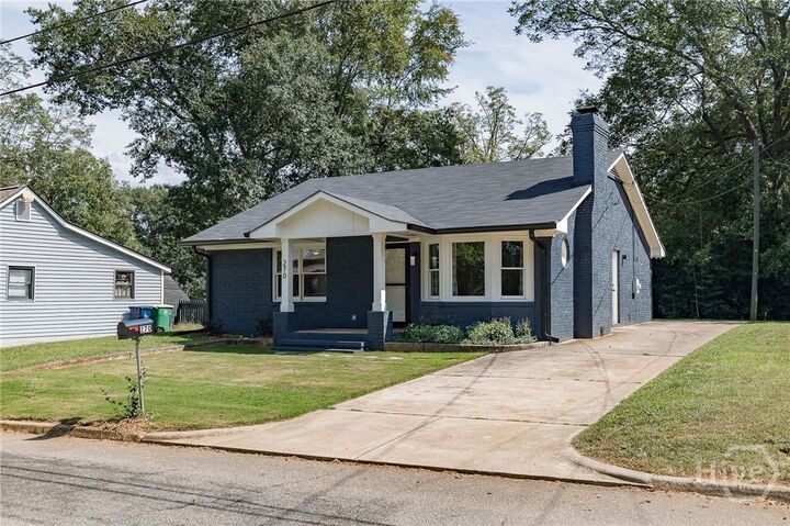 Property Photo: 270 Atlanta Avenue GA 30601