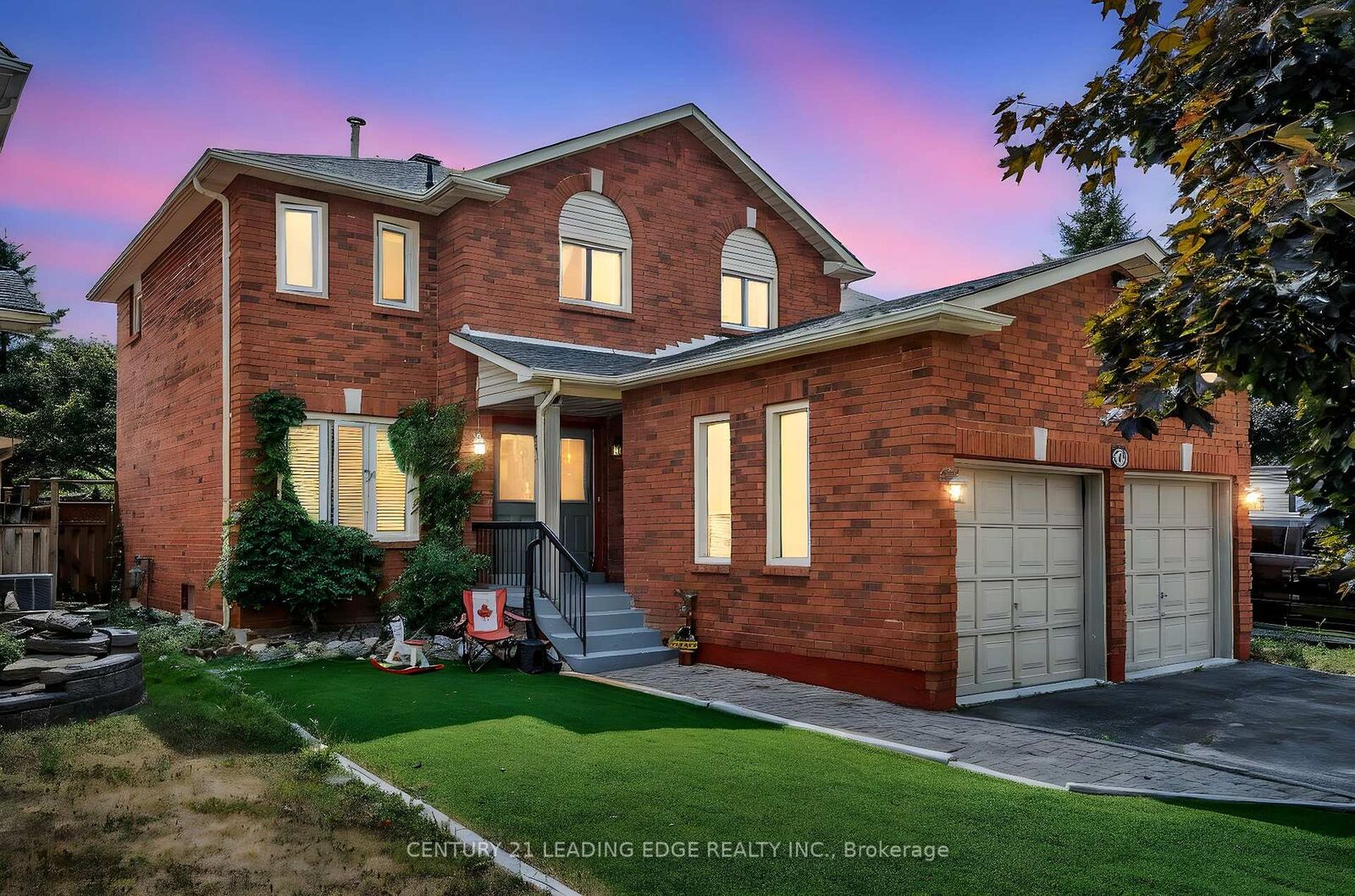 Property Photo:  21 Brushwood Crescent  ON L4N 7G6 