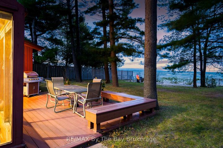 156 Santos Lane  Wasaga Beach ON L9Z 2M1 photo