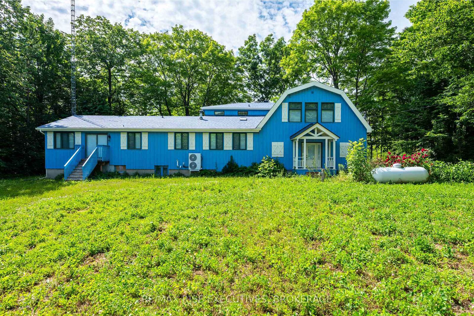 Property Photo: 2300 County Road 32 N/A ON K7G 2V3