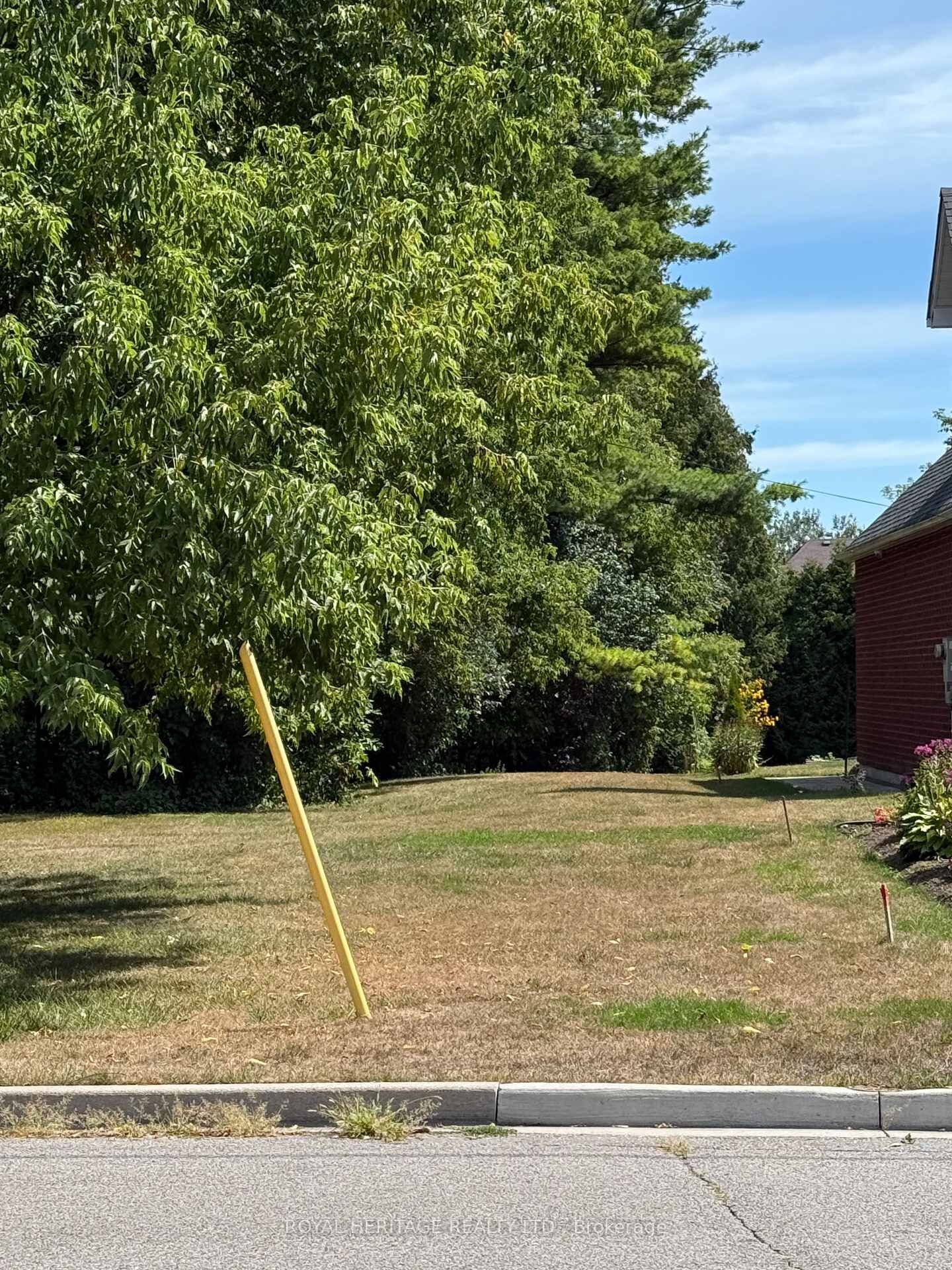 Property Photo:  1839 (Part 1) Pine Grove Avenue  ON L1V 1K7 