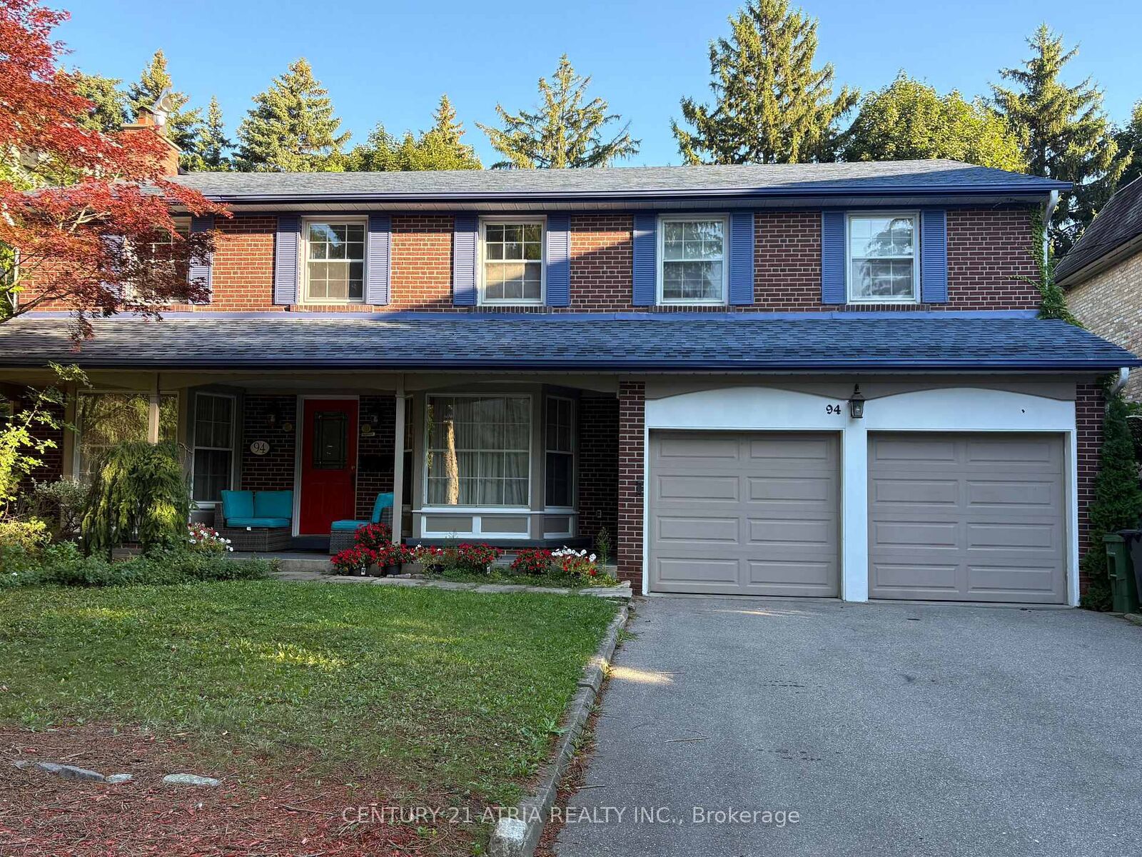 Photo de la propriété:  94 Highland Crescent  ON M2L 1H1 