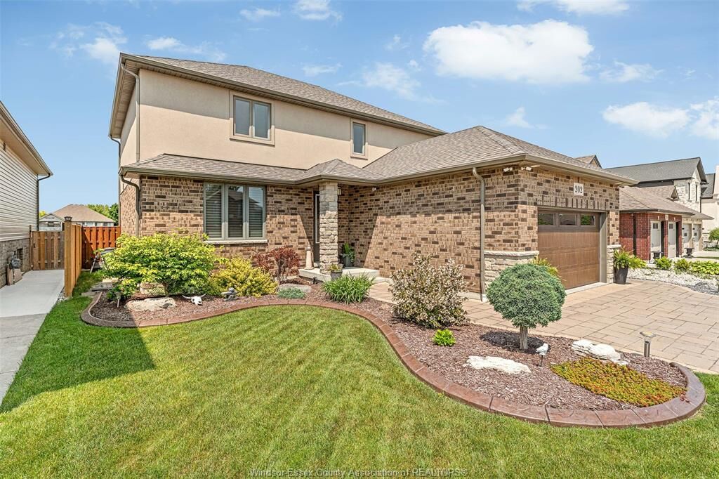 Property Photo: 202 Summer Street ON N8L 0G6