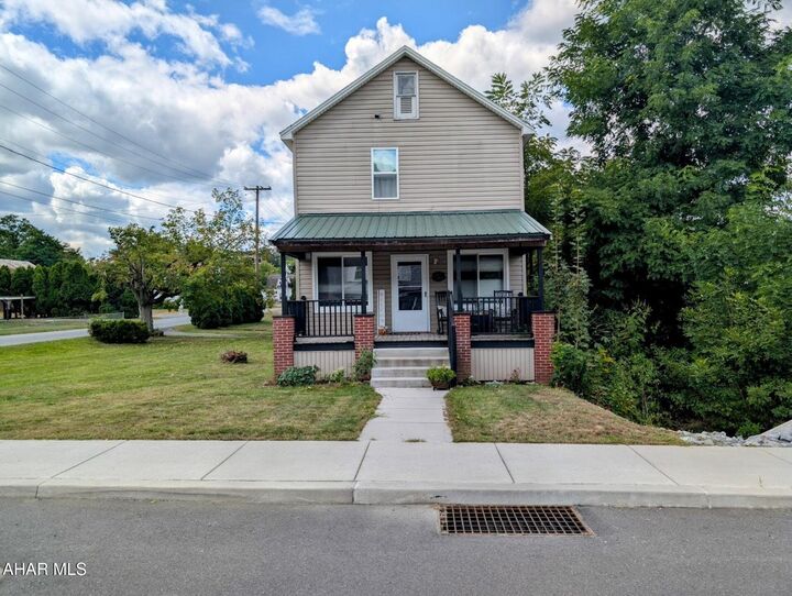 Property Photo: 106 Arden Street PA 16625