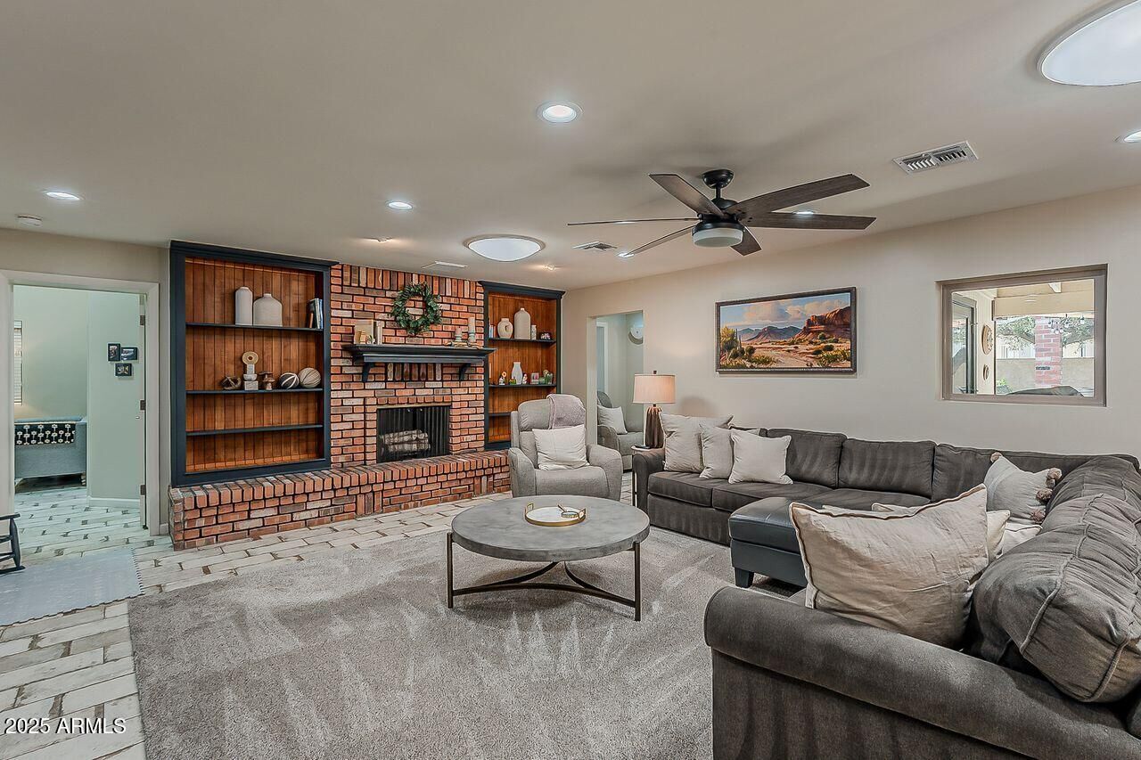 Property Photo:  12810 N 17th Avenue  AZ 85029 