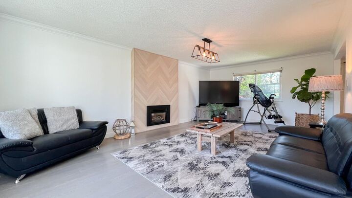 Property Photo: 15910 100A Avenue BC V4N 2P5