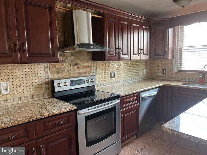 Property Photo: 3127 Brighton Street PA 19149