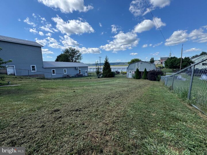 Property Photo: 13 W Market Street PA 17030