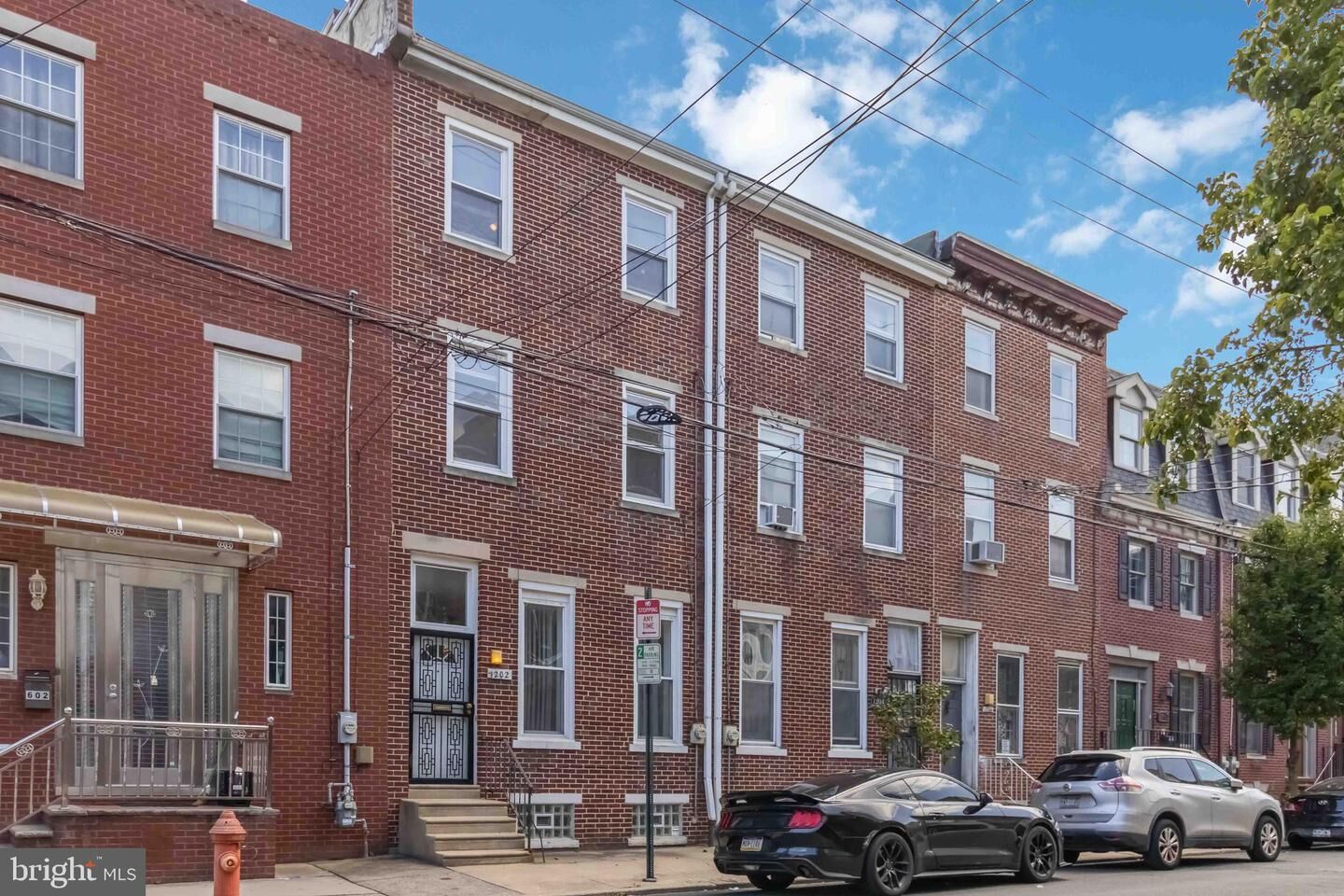 Property Photo: 1202 Mount Vernon Street PA 19123