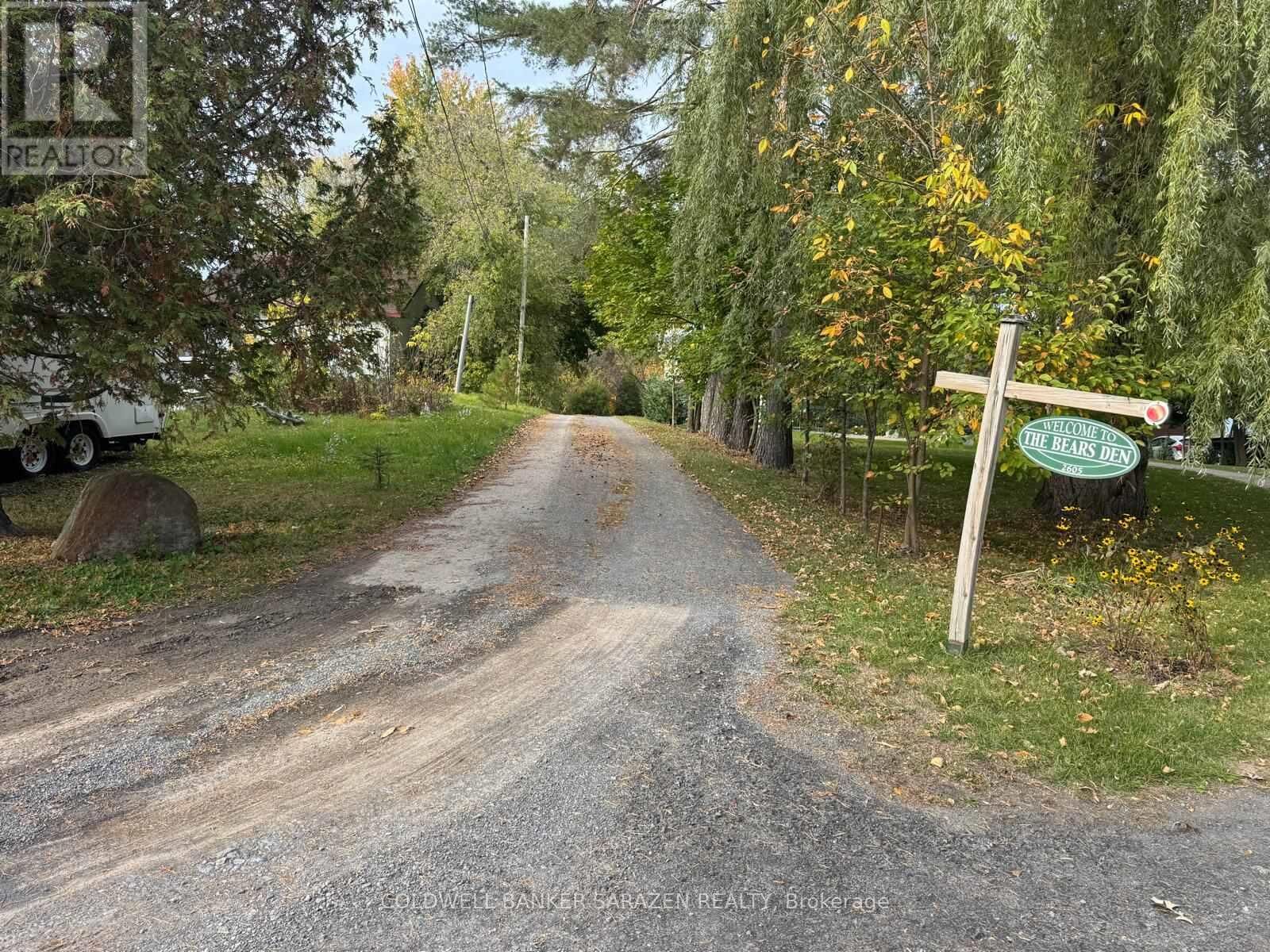 Property Photo:  2605 Highway 17 Cumberland Highway  ON K4C 1B3