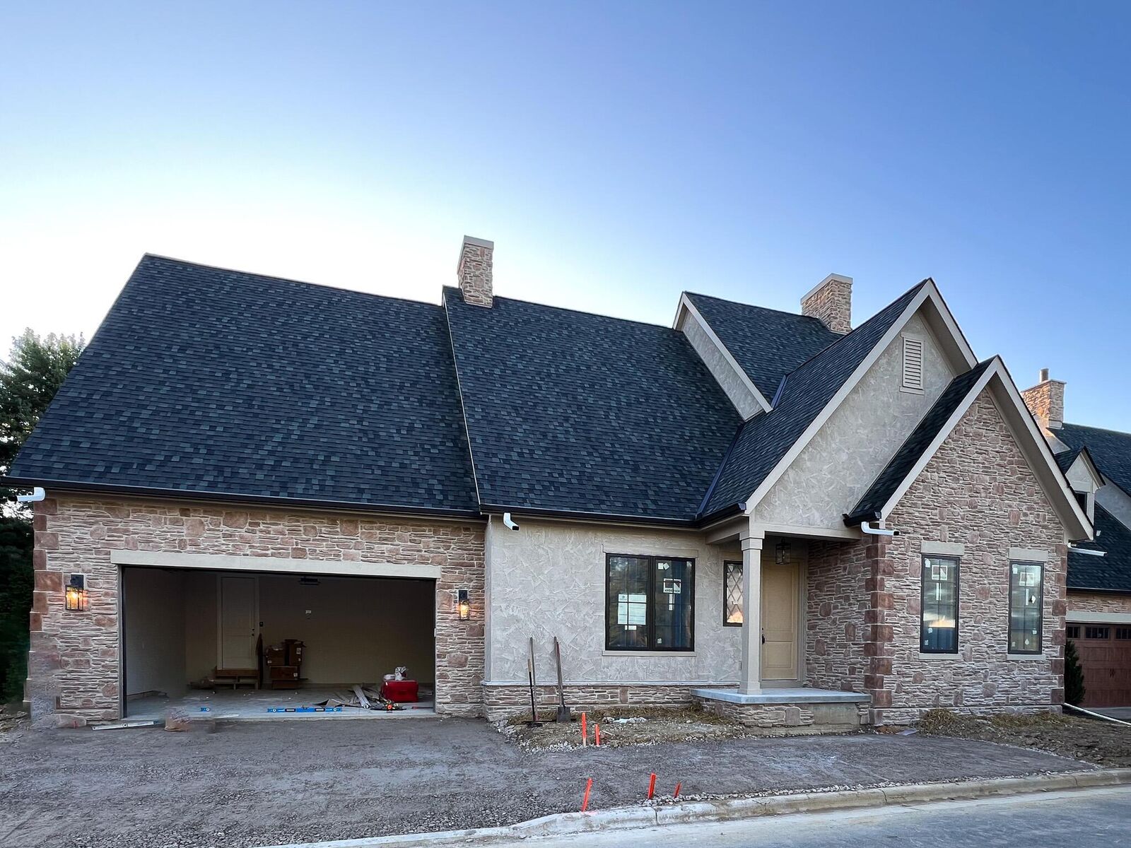 Property Photo: 92 Barrington Place OH 43065