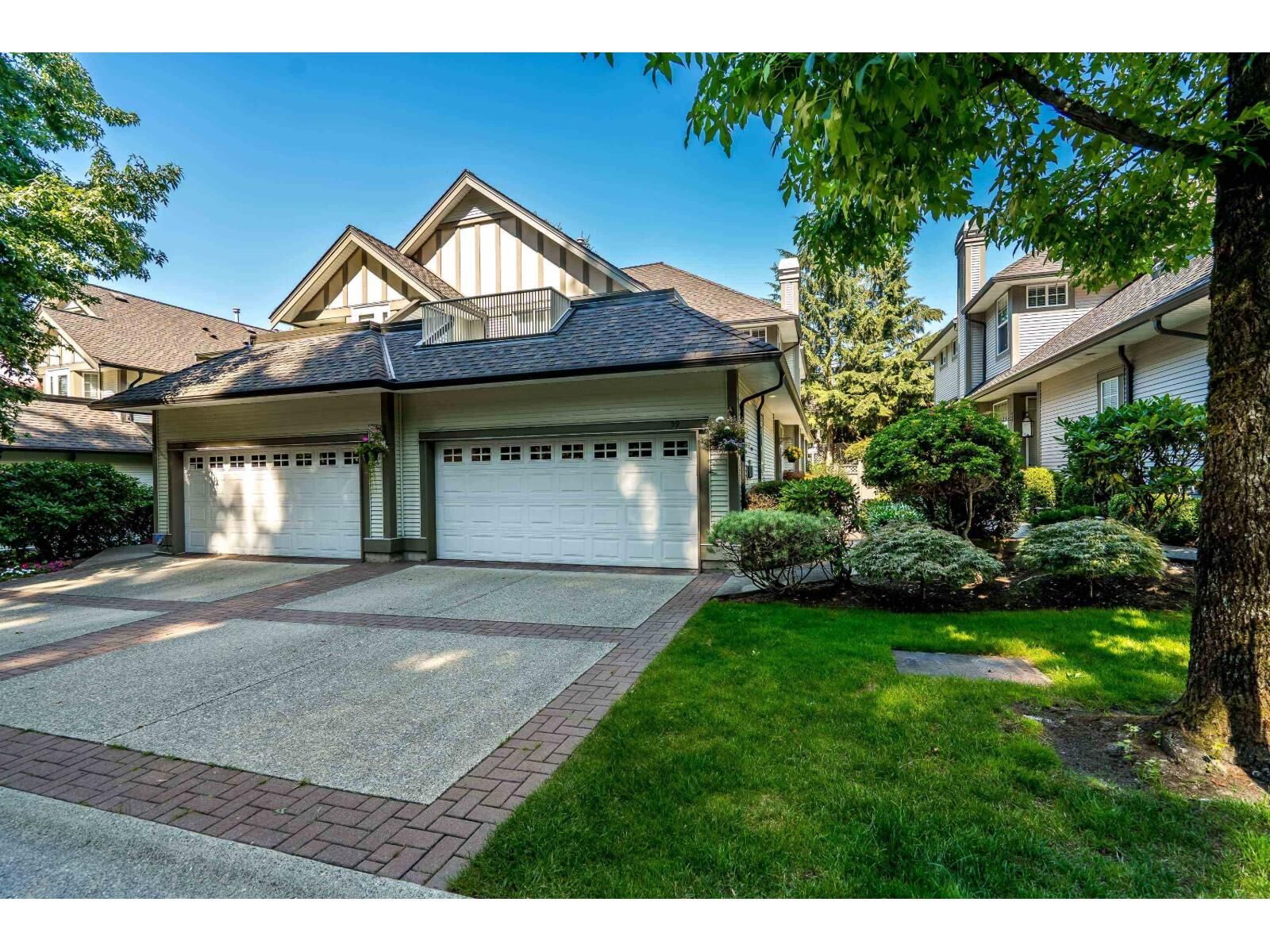 Property Photo: 5811 122 59 BC V3X 3N5