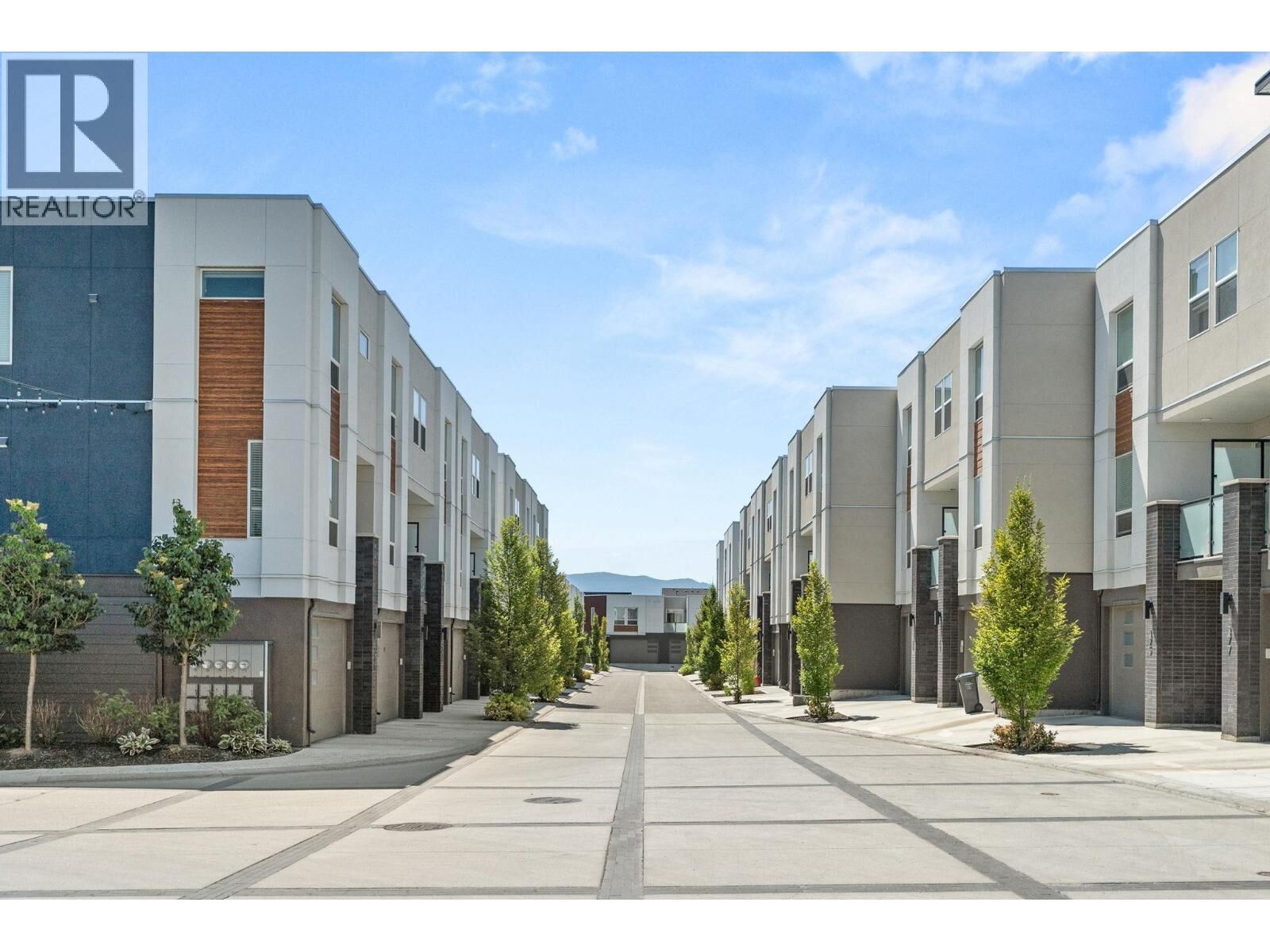Photo de la propriété: 610 Academy Way 26 BC V1V 0E8