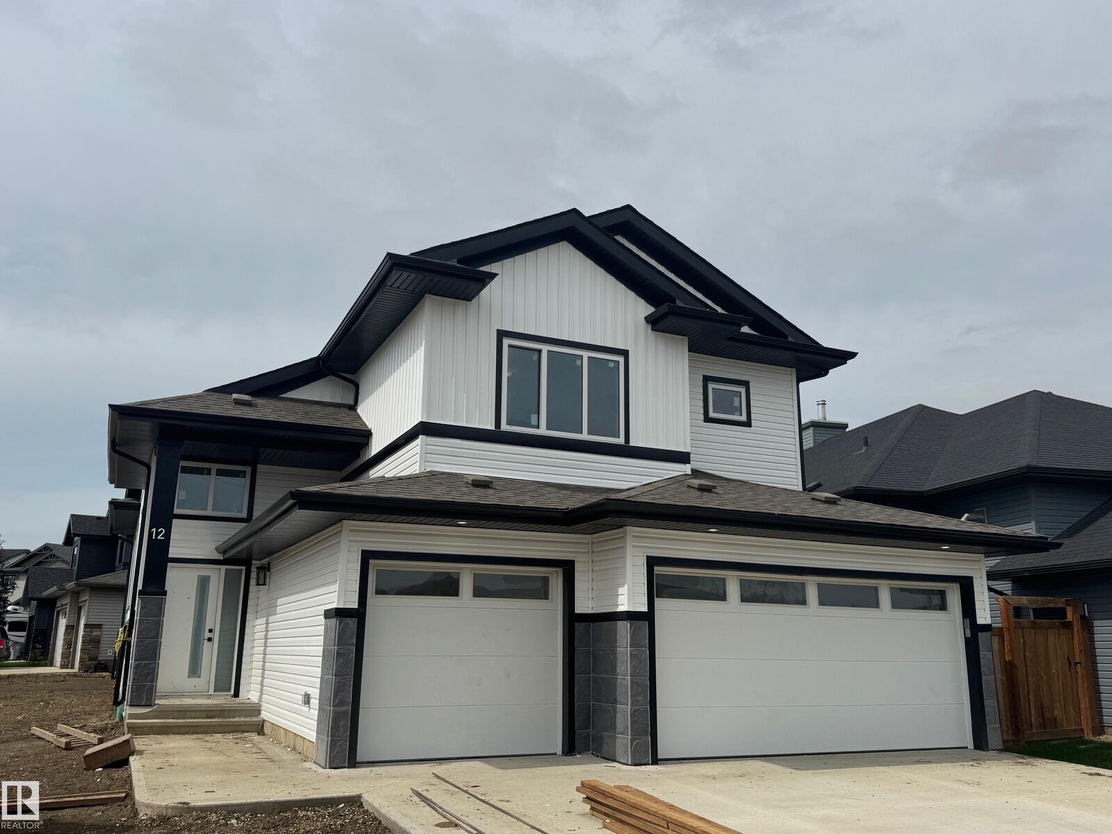 Property Photo: 12 Southbridge Crescent AB T0C 0V0