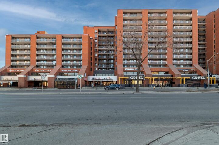 Property Photo: 10145 109 Street NW 809 AB T5J 3M5