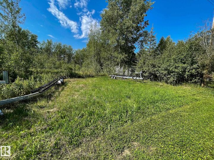 Property Photo: 612 6th Street Norris Beach AB T0C 2V0