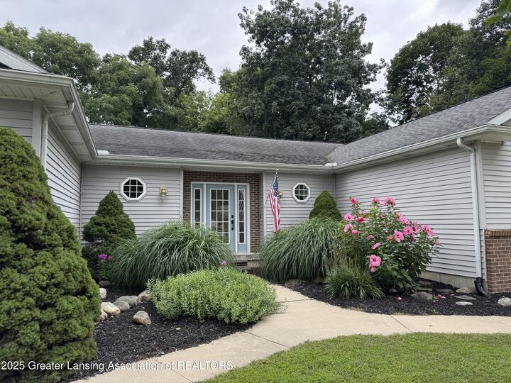 Property Photo:  710 Feasel Street  MI 48827