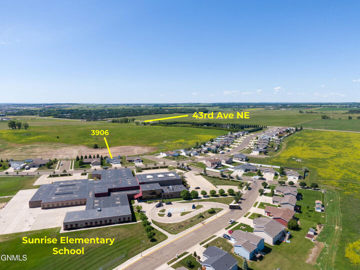 Property Photo: 3906 Roosevelt Drive ND 58503