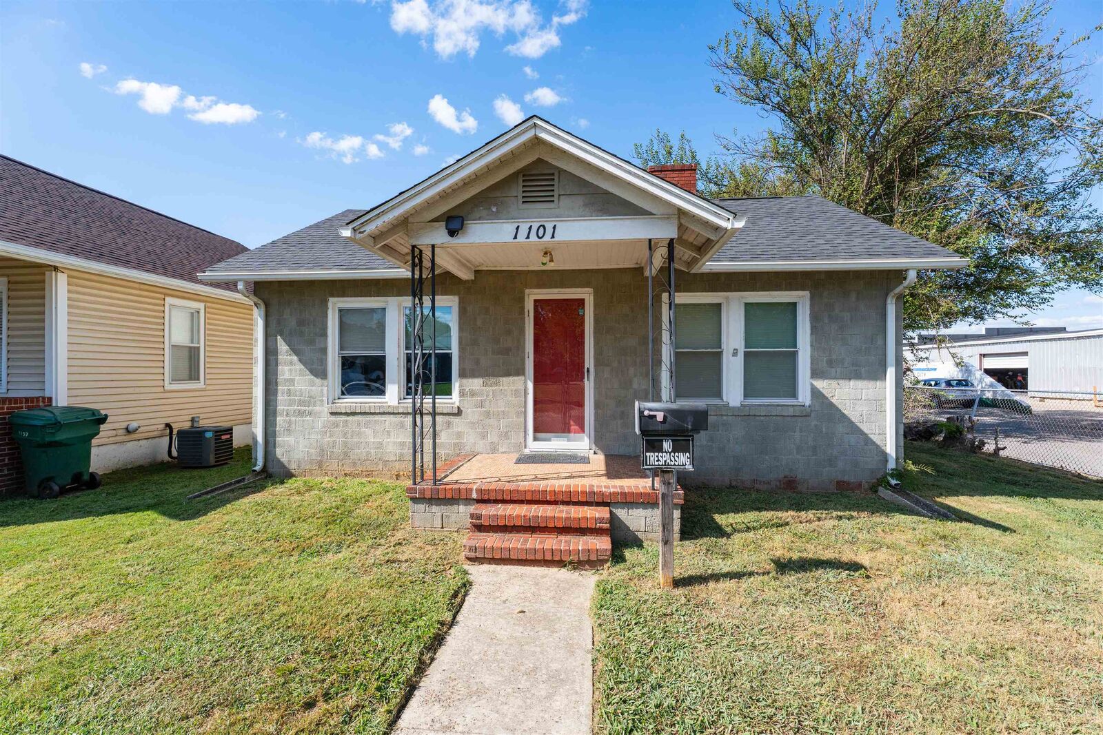 Property Photo:  1101 W 11th Street  KY 42301 